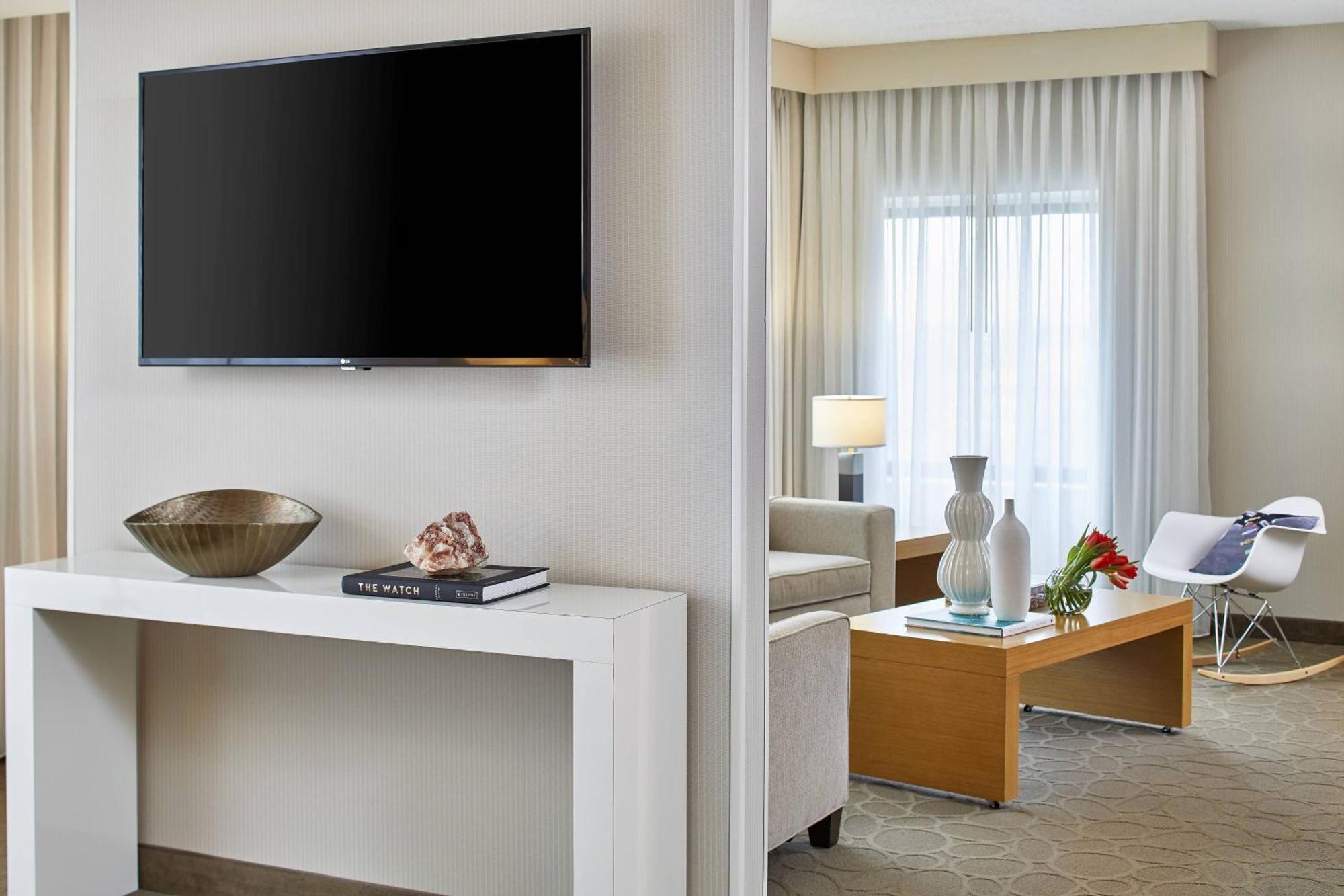 Renaissance Chicago Glenview Suites Hotel Buitenkant foto