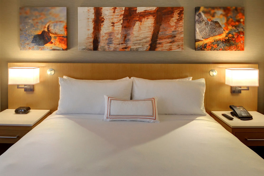 Renaissance Chicago Glenview Suites Hotel Buitenkant foto
